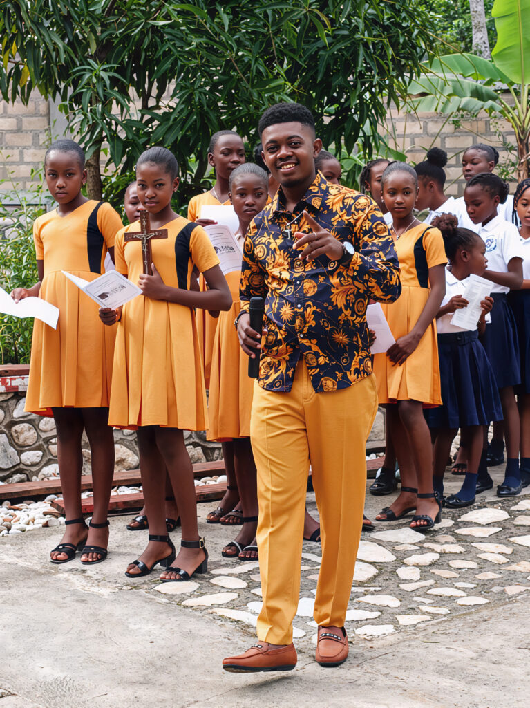 Students of the Centre d’Études Jeff Cherubin Domond in Marbial